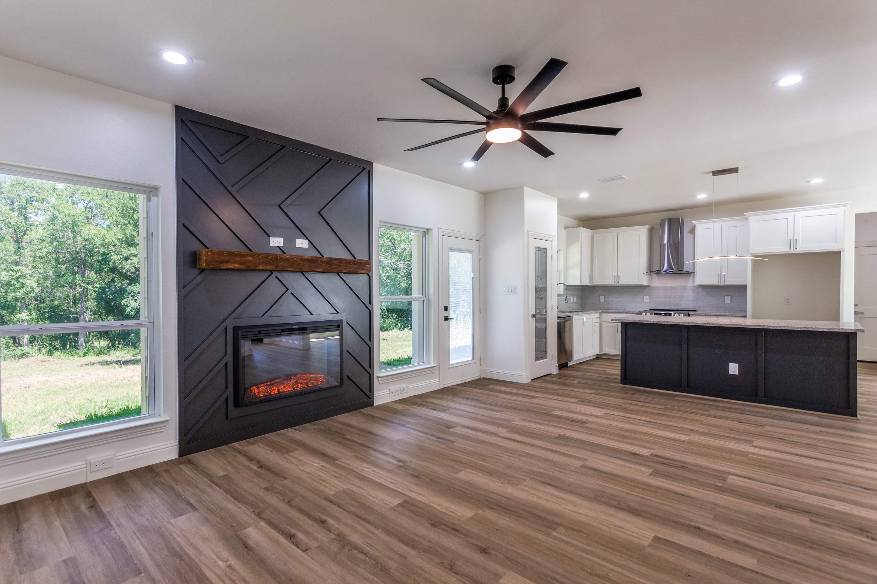 Brookstone photo 19