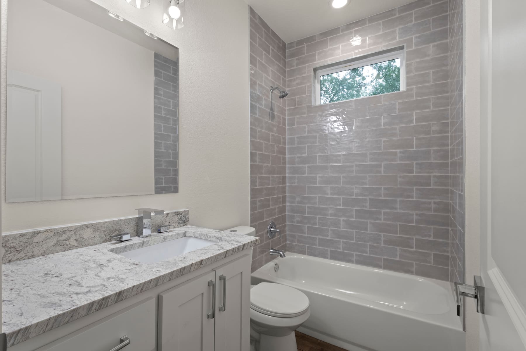 104 Jim Walters Drive photo 8
